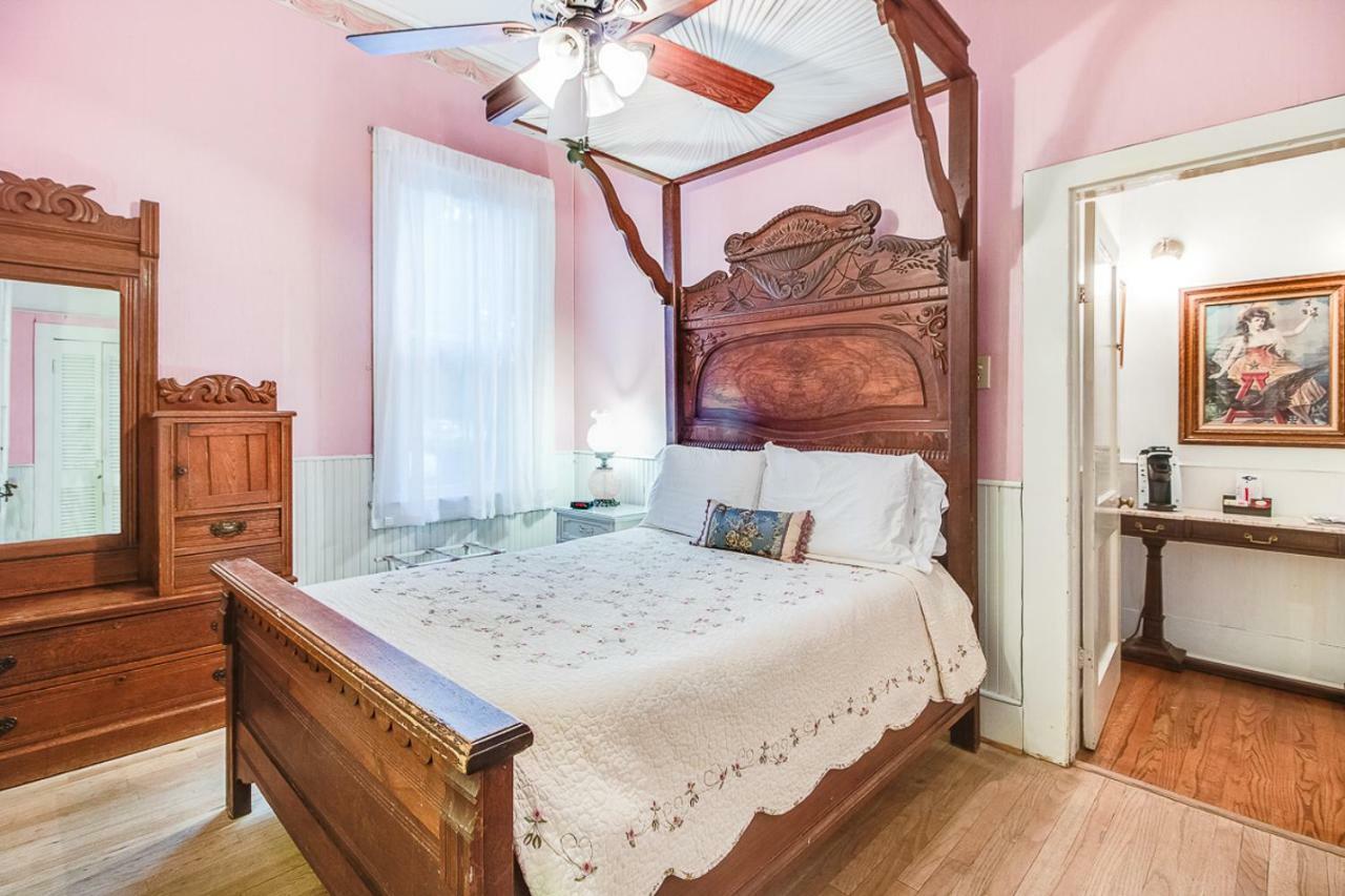 T'Frere'S Bed & Breakfast Lafayette Esterno foto