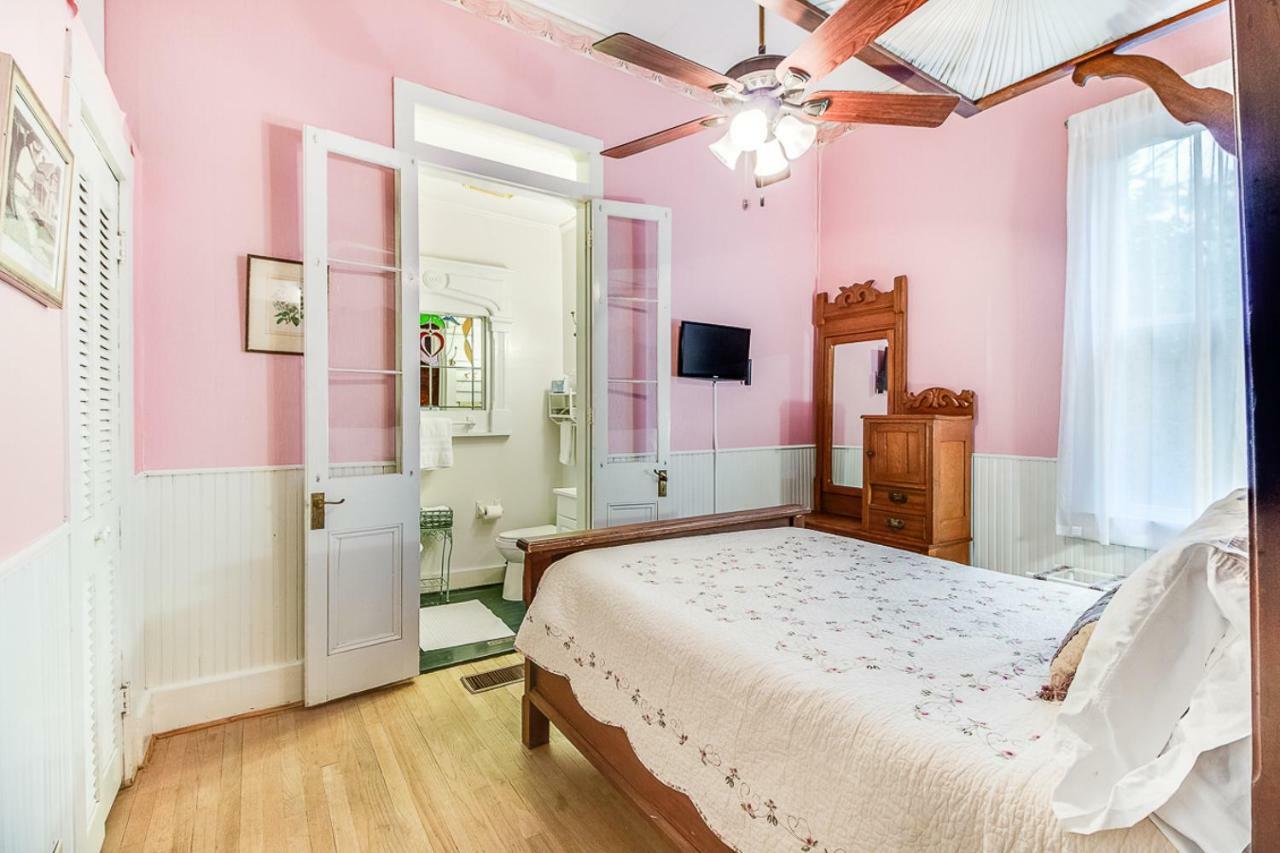 T'Frere'S Bed & Breakfast Lafayette Esterno foto